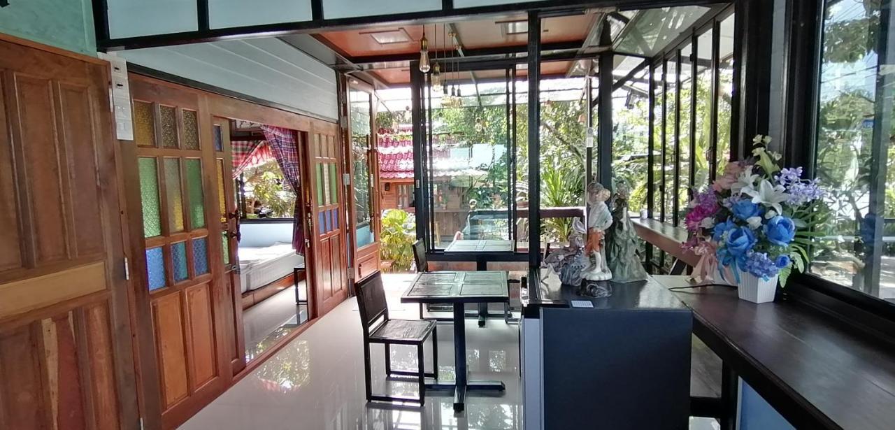 Sun Smile Vandrerhjem Ubon Ratchathani Eksteriør bilde